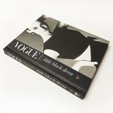  Sách Ngoại Văn: Vogue Essentials: Little Black Dress (2018) 
