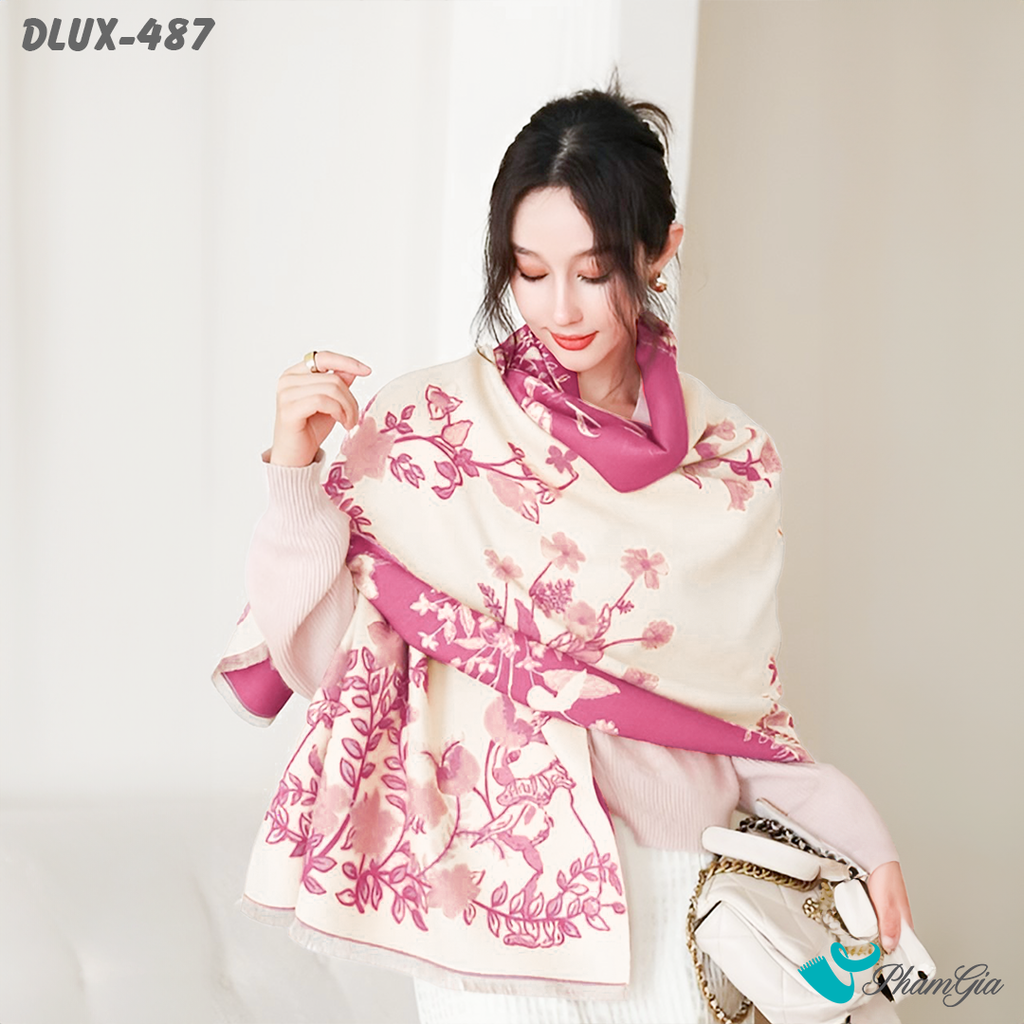Người Mẫu Choàng Khăn Choàng Dạ Cashmere Cao Cấp Họa Tiết Hoa Dây Leo Màu Hồng Baby Thanh Lịch