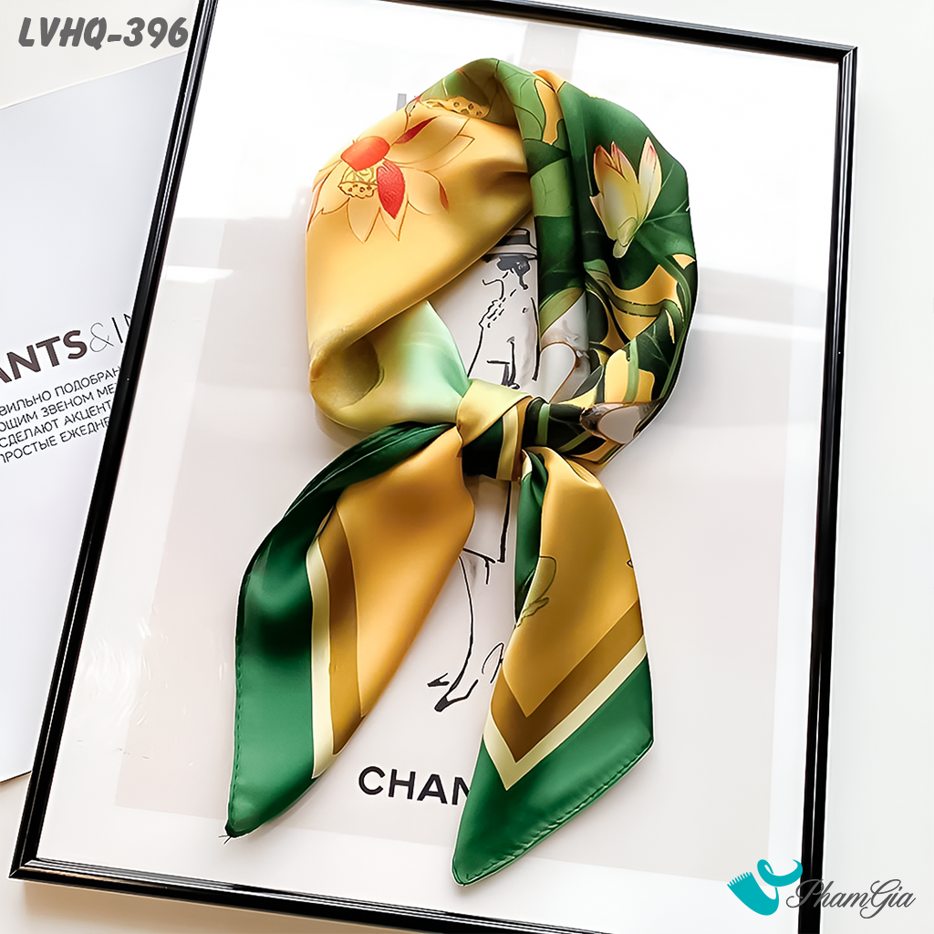 Cận Cảnh Khăn Lụa Vuông 70*70cm Phong Cách Hàn Quốc Họa Tiết Hoa Sen Màu Vàng Gold
