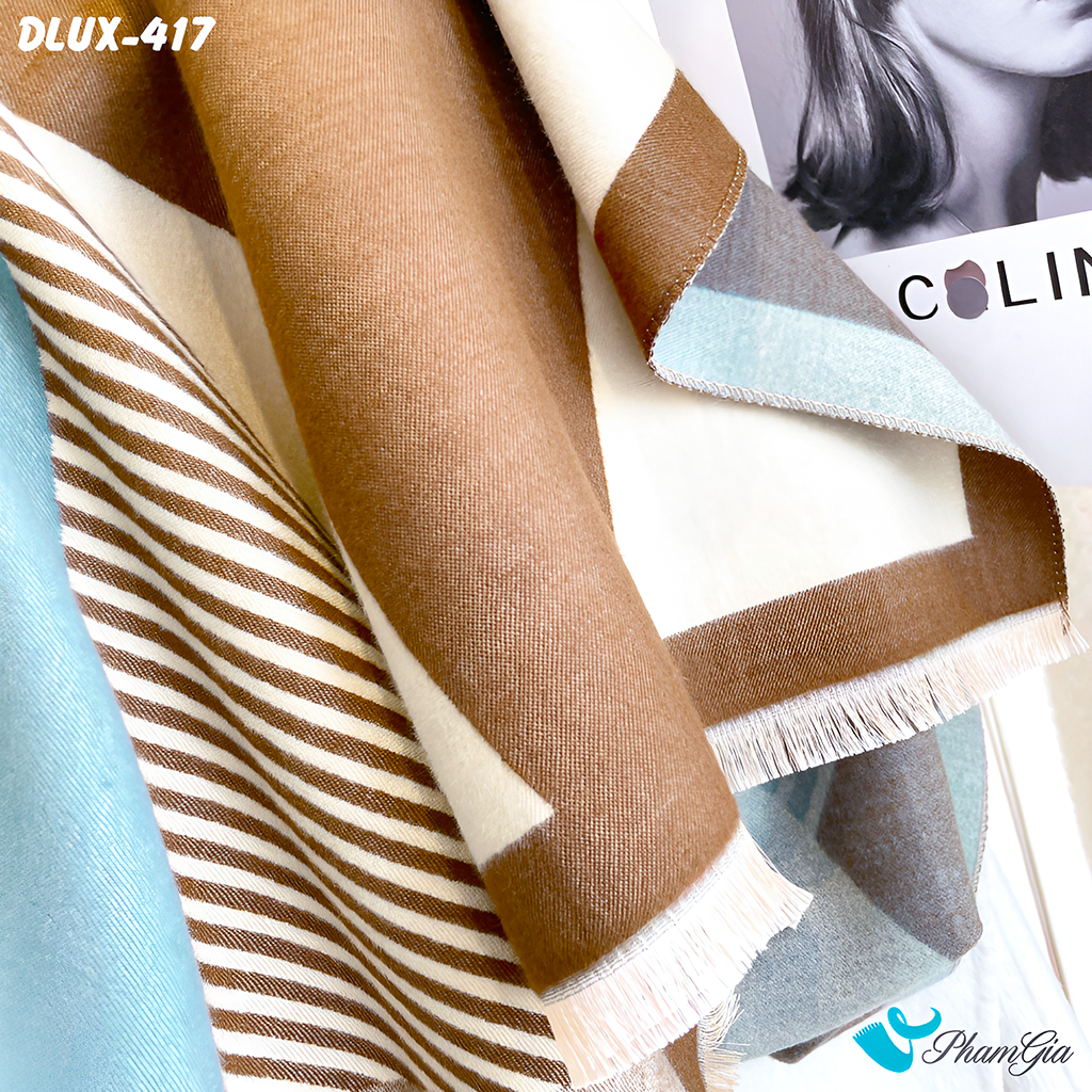 Cận Cảnh Khăn Choàng Dạ Cashmere Cao Cấp Họa Tiết Lập Thể Phối Màu Nâu - Xanh Cá Tính