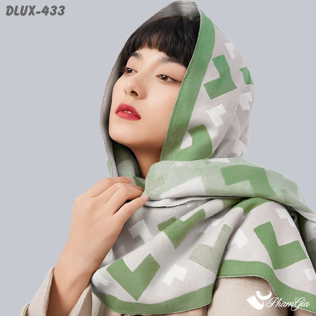 Người Mẫu Choàng Khăn Choàng Dạ Cashmere Cao Cấp Họa Tiết Mũi Tên Hình Học Màu Beige Viền Xanh Bơ Thanh Lịch