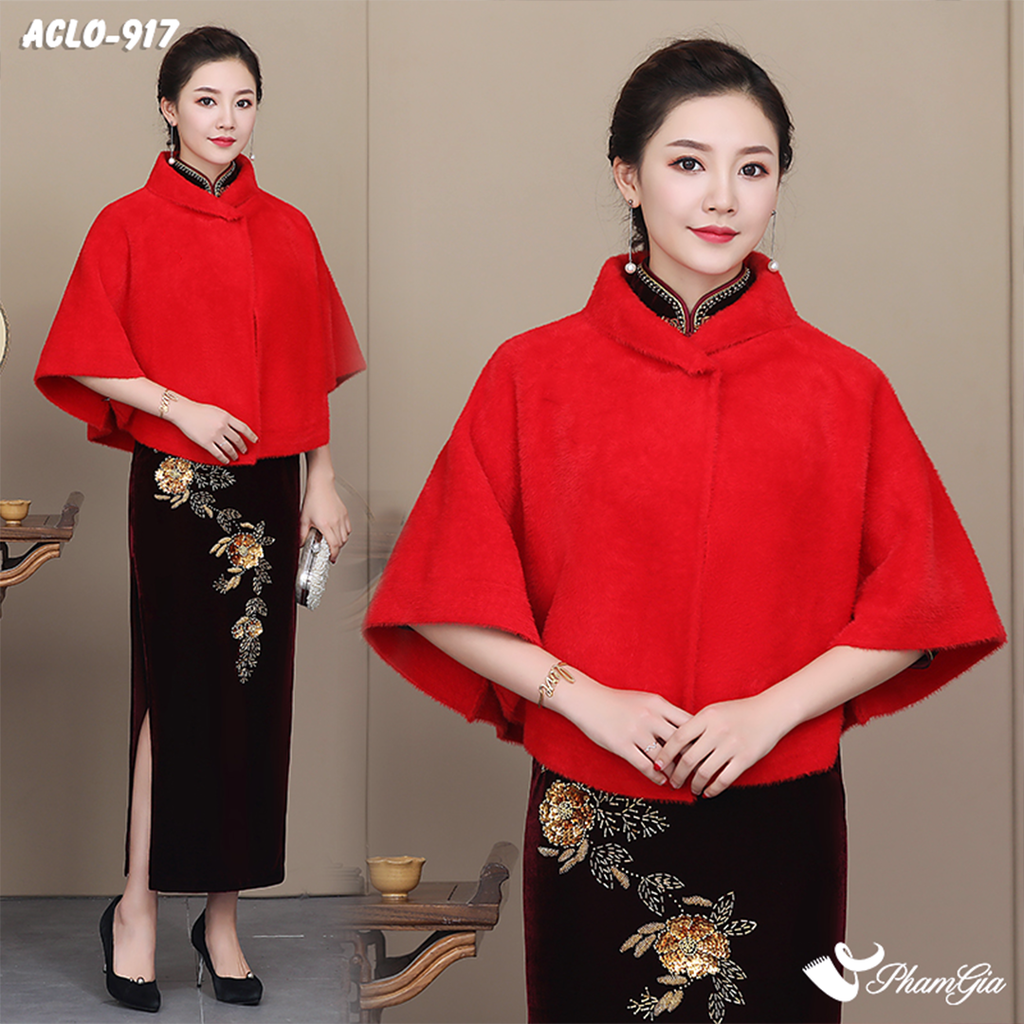 Cận Cảnh Áo Choàng Lông 2 Lớp Luxury Màu Đỏ Ruby Quyến Rũ