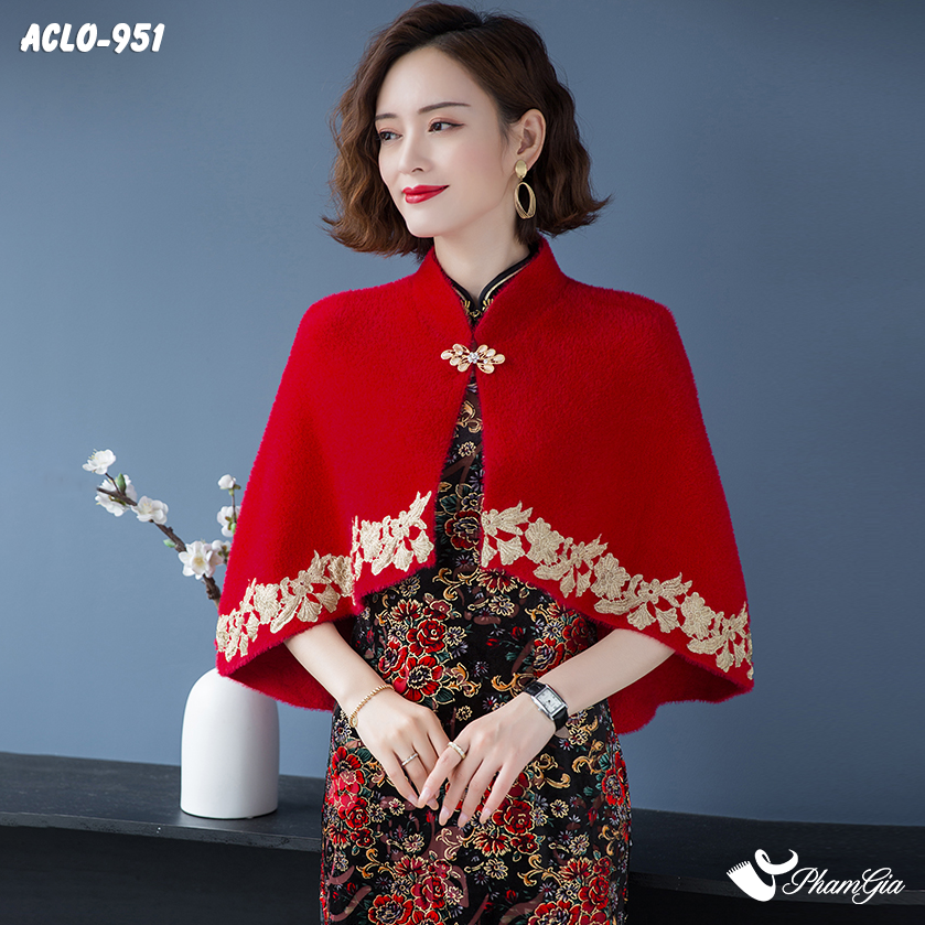 Áo Choàng Lông Luxury Phối Đăng Ten Cổ Điển Màu Đỏ Ruby Sang Trọng