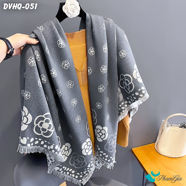 Khăn Choàng Dạ Cashmere Vuông Phong Cách Hàn Quốc Cao Cấp Họa Tiết Hoa Cúc Màu Xám Ghi (DVHQ051)
