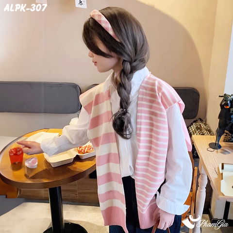 Người Mẫu Mặc ạt Áo Thời Trang Phong Cách Hàn Quốc Cao Cấp Màu Hồng Baby