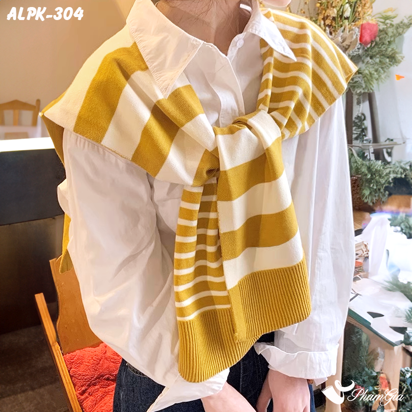 Model Mặc ạt Áo Thời Trang Phong Cách Hàn Quốc Cao Cấp Màu Vàng