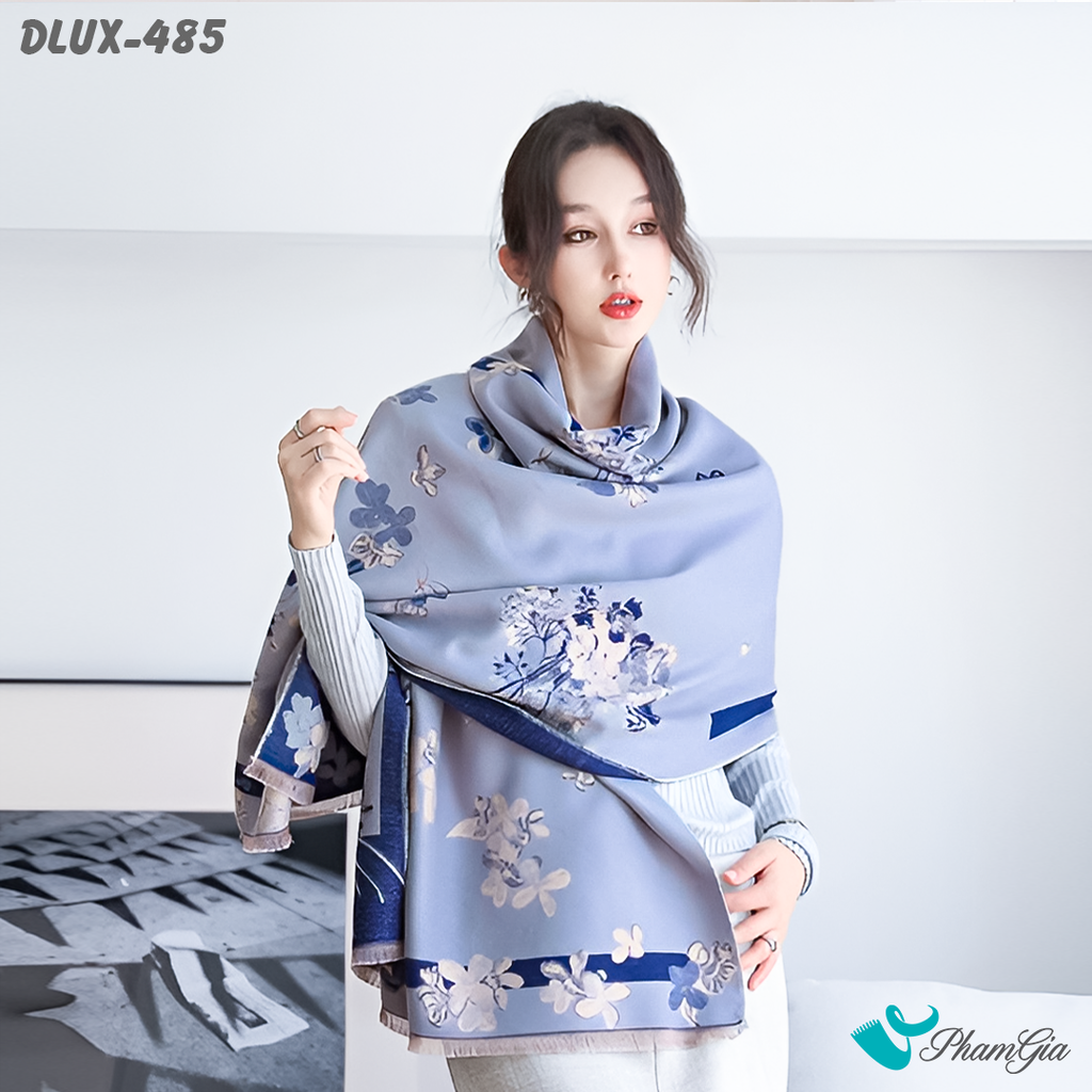 Người Mẫu Choàng Khăn Choàng Dạ Cashmere Cao Cấp Họa Tiết Hoa Lá Màu Xanh Blue Trang Nhã
