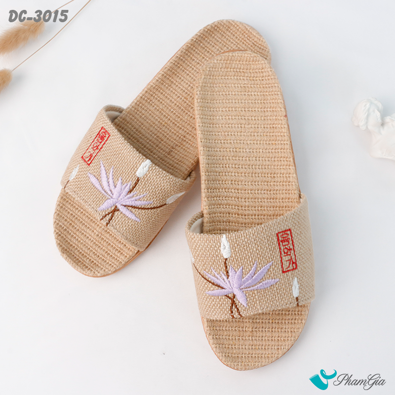 Dép Cói Quai Ngang Thêu Họa Tiết Hoa Sen Màu Tím Lilac