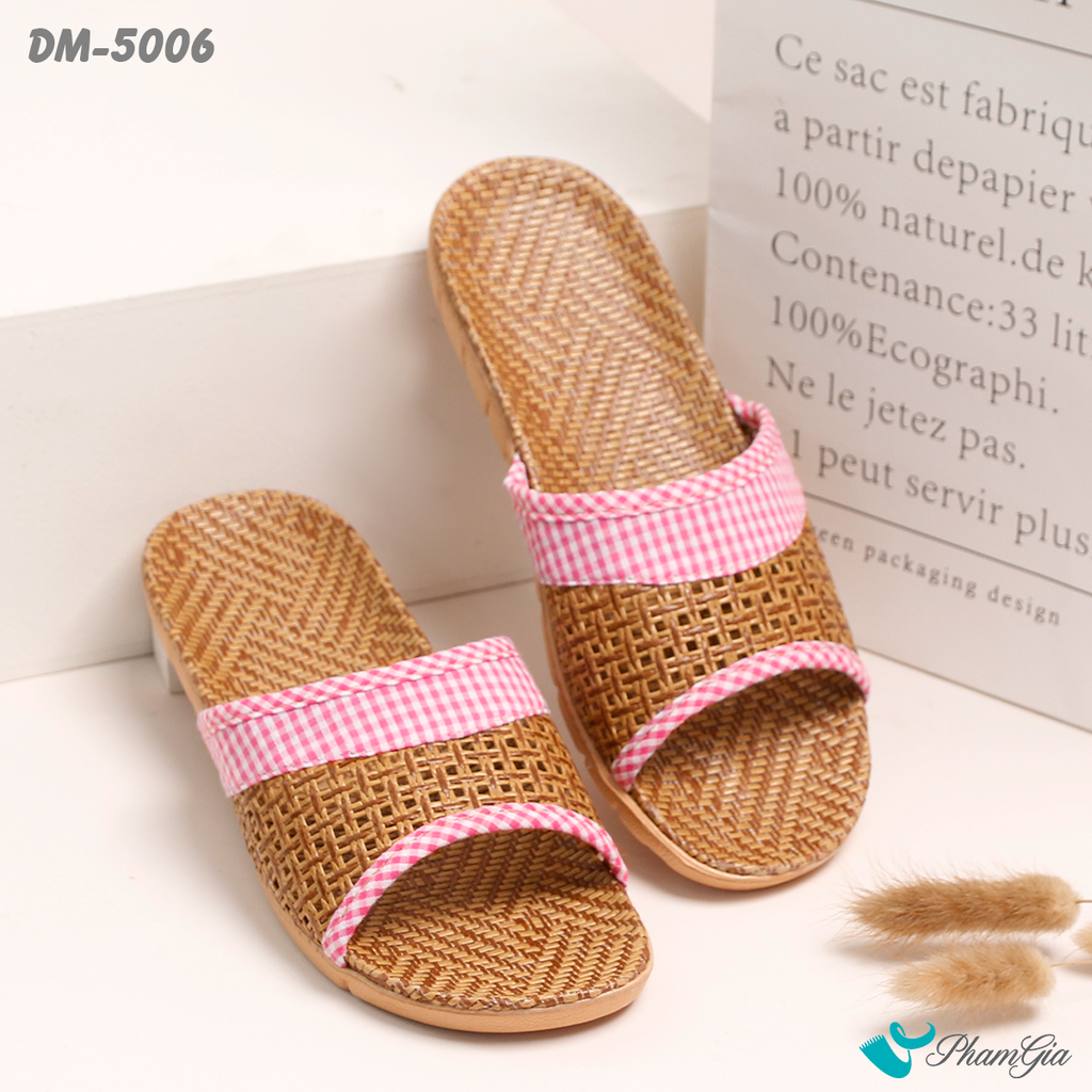 Dép Mây Quai Ngang Cao Cấp Họa Tiết Caro Màu Hồng Baby