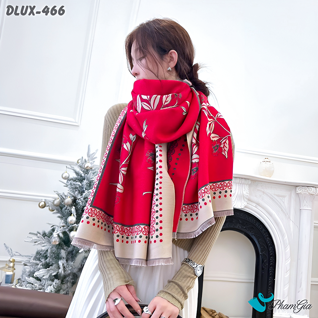 Người Mẫu Choàng Khăn Choàng Dạ Cashmere Cao Cấp Họa Tiết Hoa Tuyết Mai Màu Đỏ Ruby Trang Nhã