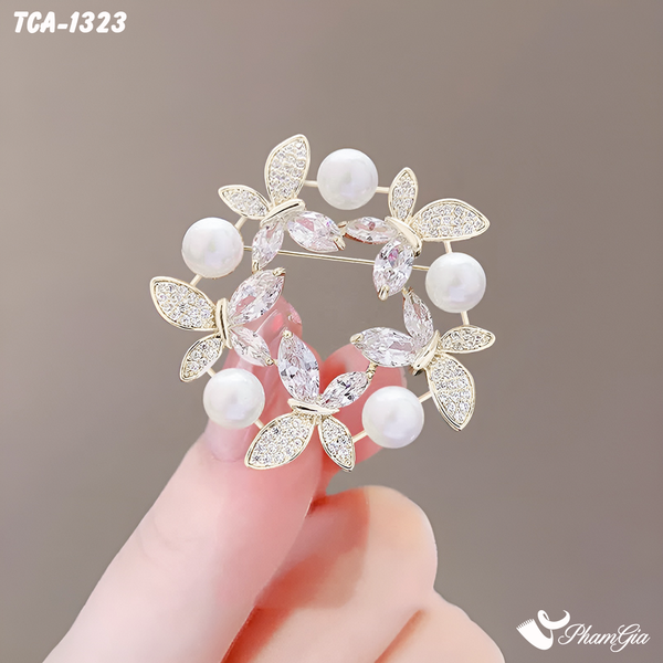 Ghim Cài Áo Vòng Hoa Bướm Đính Đá Pha Lê Thanh Lịch (TCA1323)