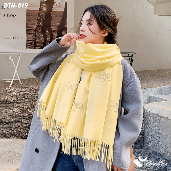 Khăn Choàng Dạ Cashmere Thêu Nơ Đính Hạt Cao Cấp Màu Vàng Mơ Thanh Lịch (DTH019)