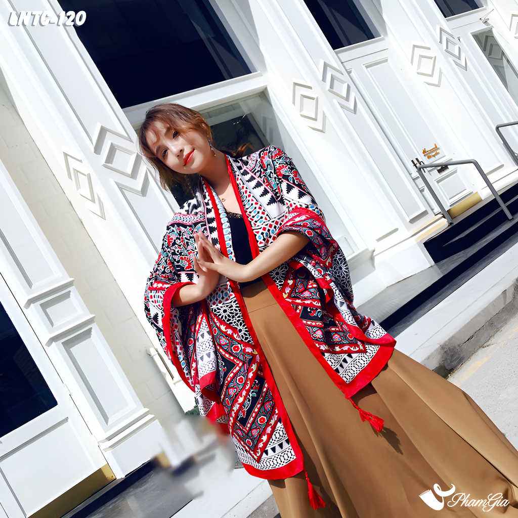 Người Mẫu Choàng Khăn Choàng Linen Boho Họa Tiết Thổ Cẩm Tribal Màu Đỏ Phối Trắng Cá Tính