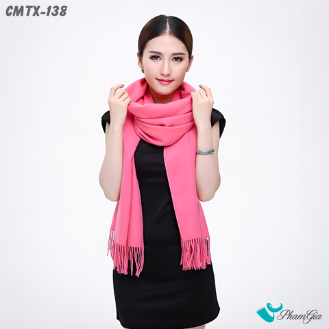 Người Mẫu Choàng Khăn Choàng Cashmere Trơn Cao Cấp Màu Hồng Đào