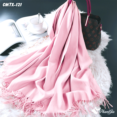 Góc Nghiêng Khăn Choàng Cashmere Trơn Cao Cấp Màu Hồng Sữa