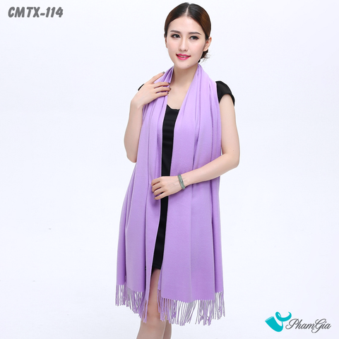 Người Mẫu Choàng Khăn Choàng Cashmere Trơn Cao Cấp Màu Tím Lilac