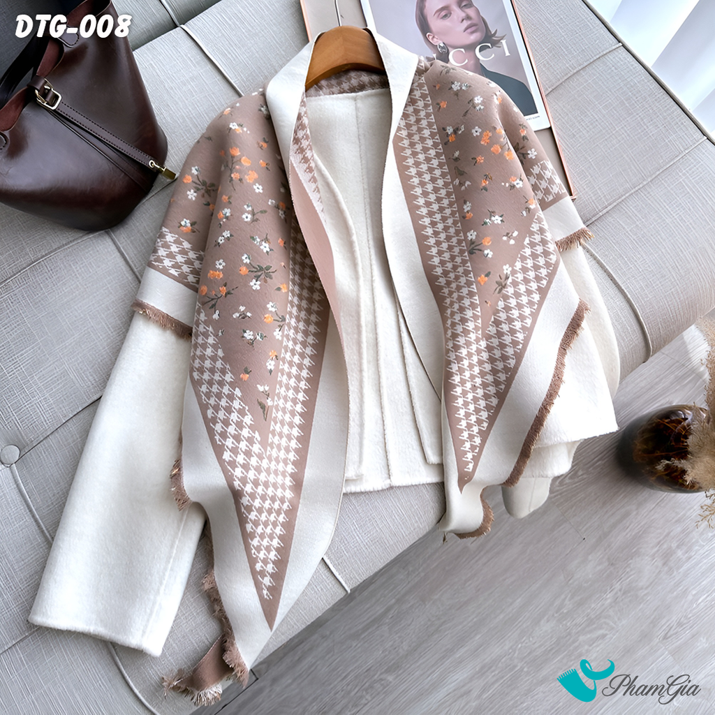 Khăn Choàng Dạ Tam Giác Họa Tiết Hoa Nhí Màu Beige