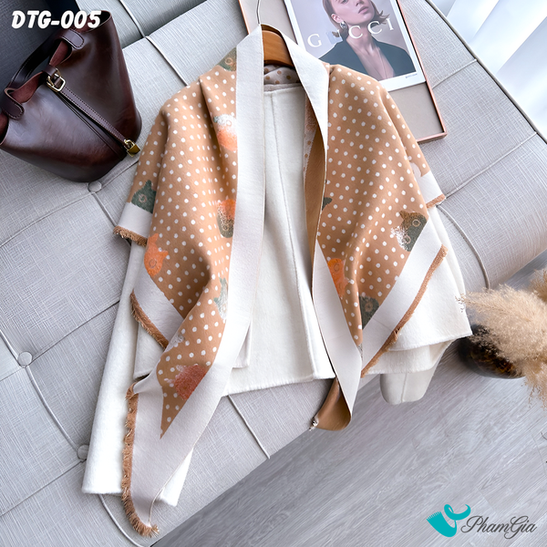 Khăn Choàng Dạ Tam Giác Họa Tiết Mèo Chấm Bi Màu Bạc Xỉu (DTG005)