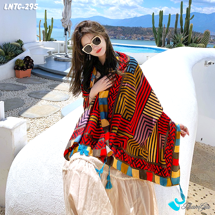 Model Choàng Khăn Choàng Linen Boho Họa Tiết Hình Học Phối Màu Đỏ Vàng Cá Tính