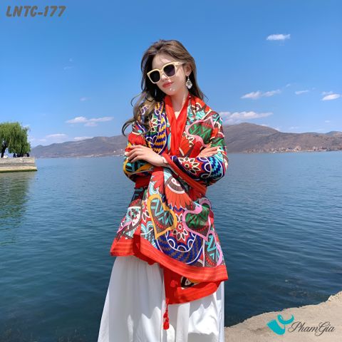 Người Mẫu Choàng Khăn Choàng Linen Boho Họa Tiết Thổ Cẩm Mandala Màu Đỏ Cam Rực Rỡ