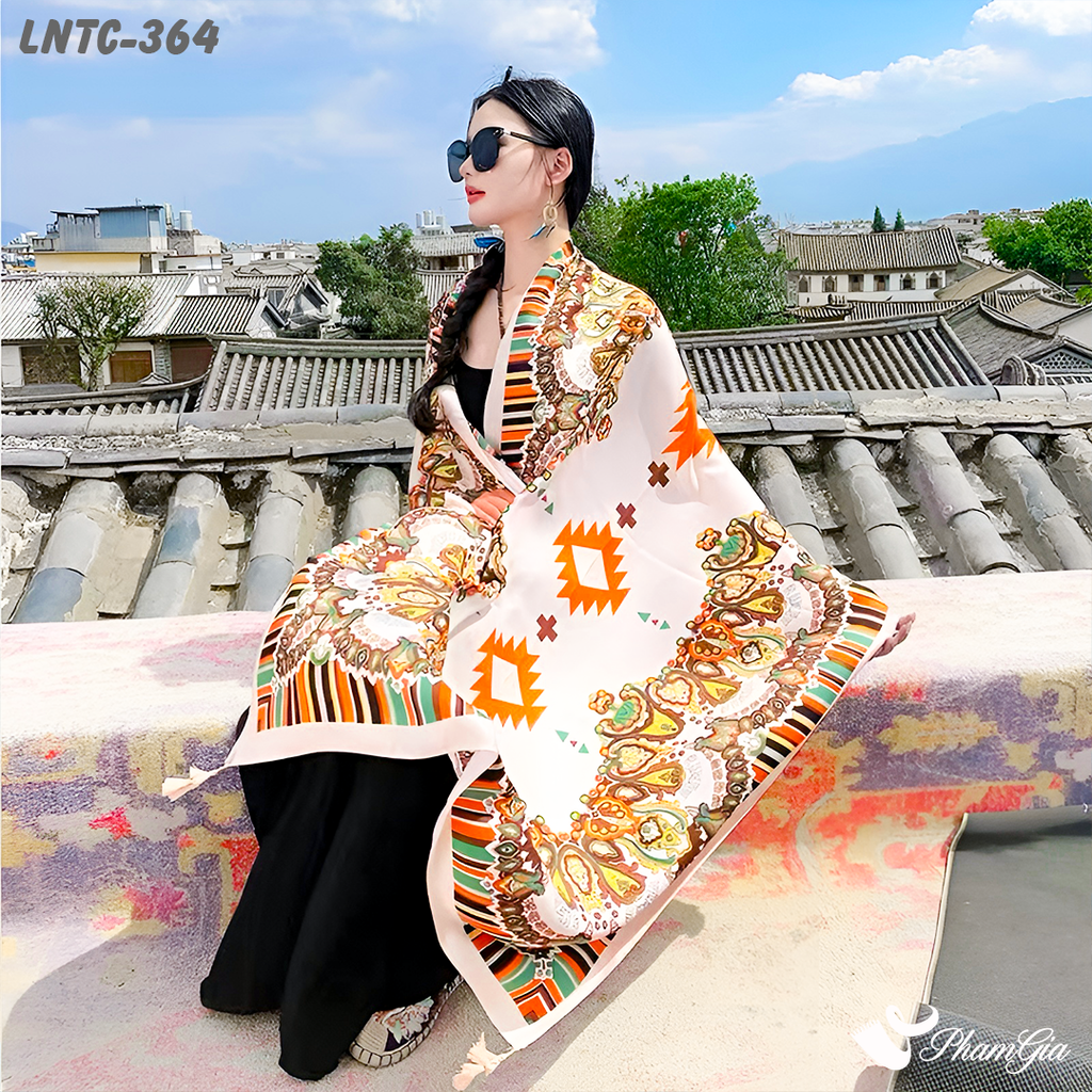 Khăn Choàng Linen Boho Họa Tiết Thổ Cẩm Màu Trắng Kem Cá Tính