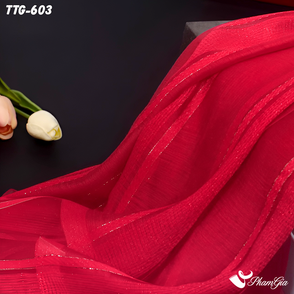 Góc Nghiêng Khăn Choàng Tơ Tằm Gân Cao Cấp Phối Sọc Hiện Đại Màu Đỏ Tulip