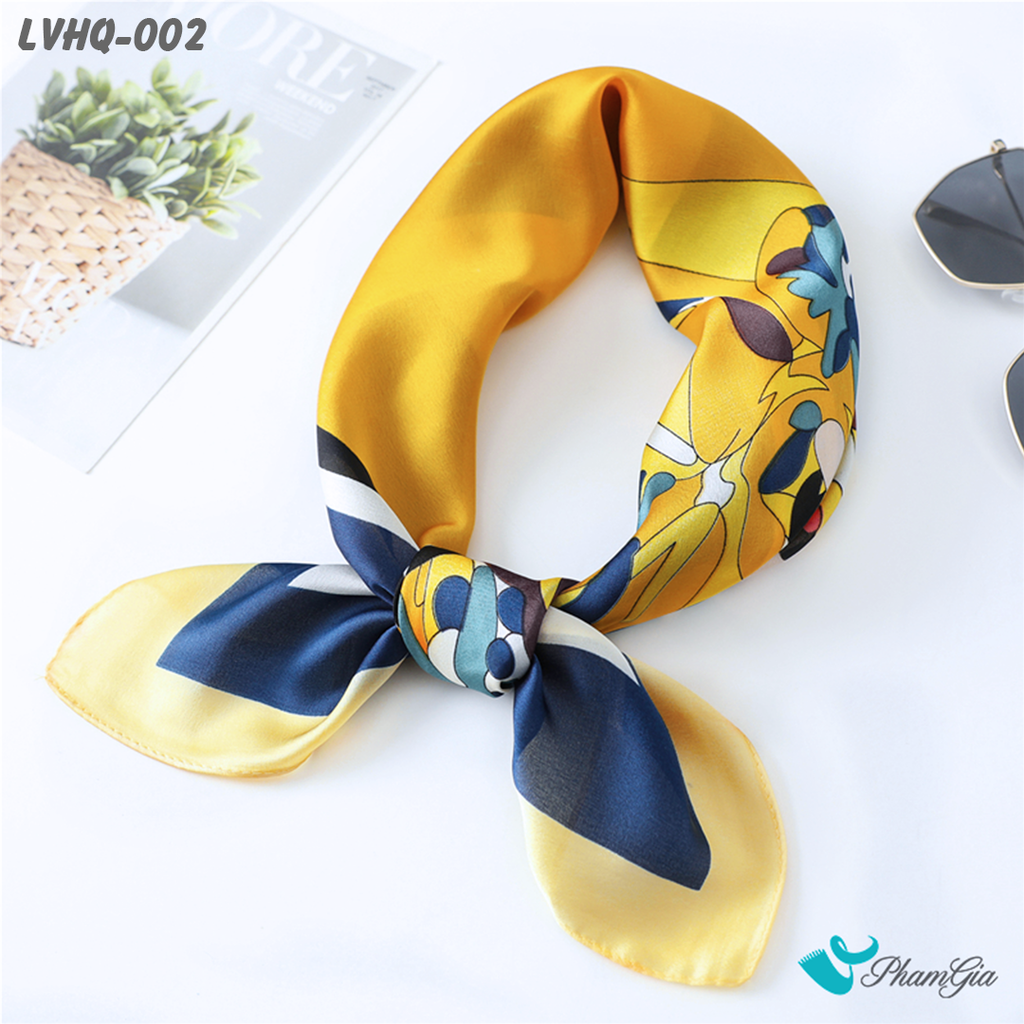 Góc Tổng Thể Khăn Lụa Vuông 70*70cm Phong Cách Hàn Quốc Họa Tiết Cô Gái Màu Vàng