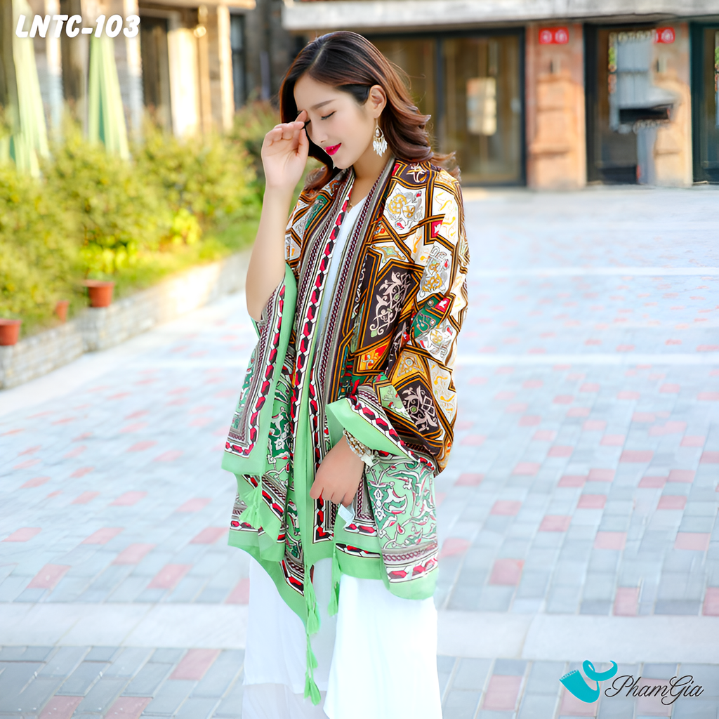 Người Mẫu Choàng Khăn Choàng Linen Boho Họa Tiết Thổ Cẩm Mandala Màu Xanh Mint Tinh Tế