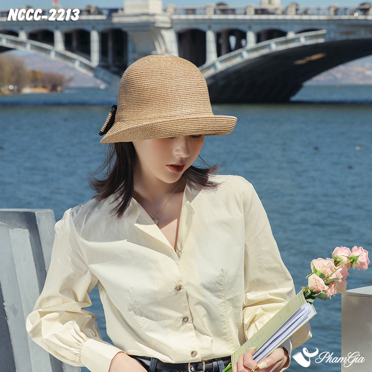 Người Mẫu Đội Nón Cói Vintage Phối Nơ Cao Cấp Màu Nâu Tây