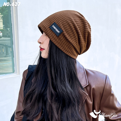 Người Mẫu ĐộiNón Ống Thời Trang Đính Tag Unisex Cá Tính Màu Nâu Cà Phê