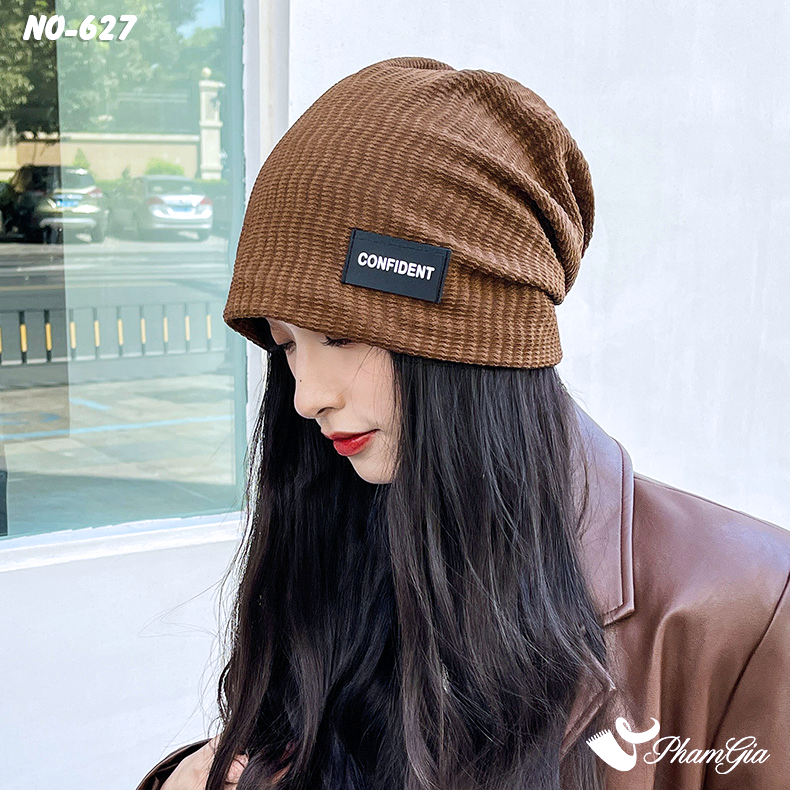 Model Đội Nón Ống Thời Trang Đính Tag Unisex Cá Tính Màu Nâu Cà Phê