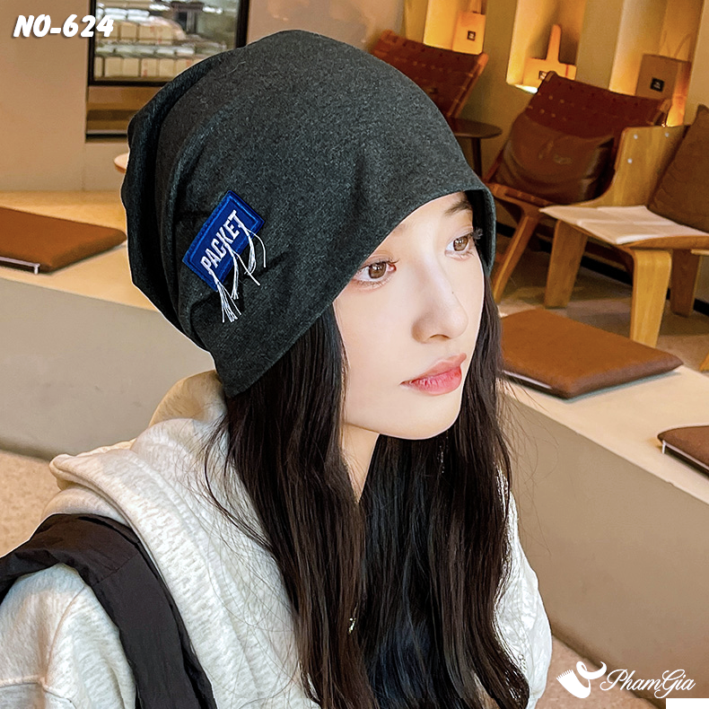 Người Mẫu Đội Nón Ống Thời Trang Đính Tag Unisex Cá Tính Màu Xám Rêu