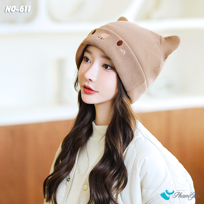 Model Đội Nón Ống Thời Trang Họa Tiết Gấu Dễ Thương Màu Nâu