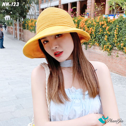 Người Mẫu Đội Nón Vải Mui Trần Kết Nơ Phối Lưới Màu Vàng Cúc