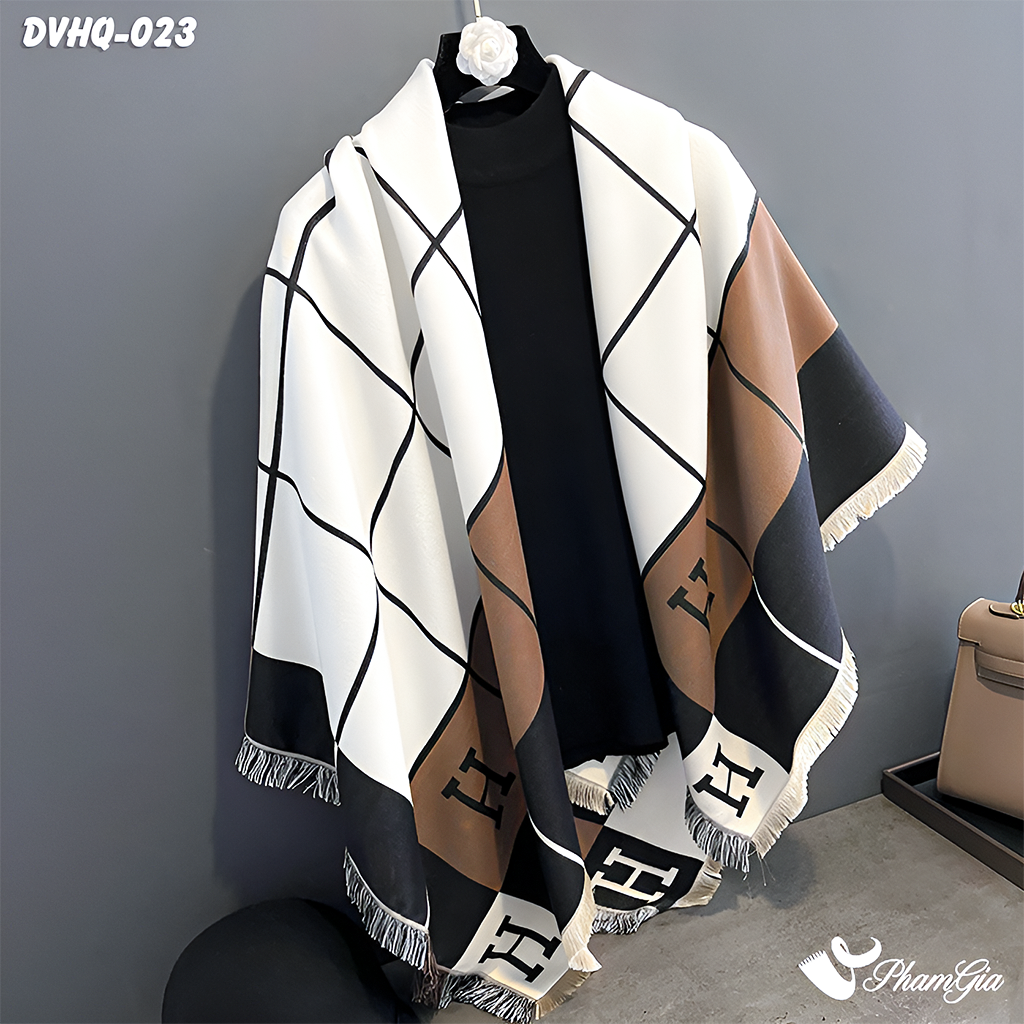 Góc Nghiêng Khăn Choàng Dạ Cashmere Vuông Phong Cách Hàn Quốc Cao Cấp Họa Tiết Caro Phối Màu Đen - Nâu Đất