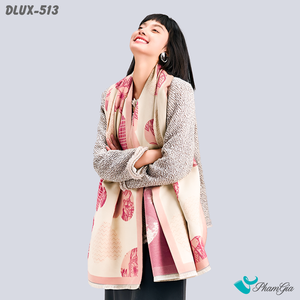 Người Mẫu Khăn Choàng Dạ Cashmere Cao Cấp Họa Tiết Caro Điểm Trái Tim Màu Hồng Pastel Nữ Tính