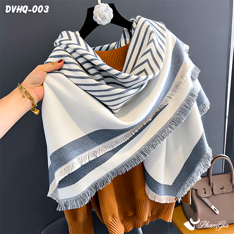 Góc Nghiêng Khăn Choàng Dạ Cashmere Vuông Phong Cách Hàn Quốc Cao Cấp Họa Tiết Kẻ Sọc Ghi - Trắng