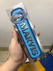 Kem đánh răng Marvis 85ml - Aquatic Mint (màu xanh biển)