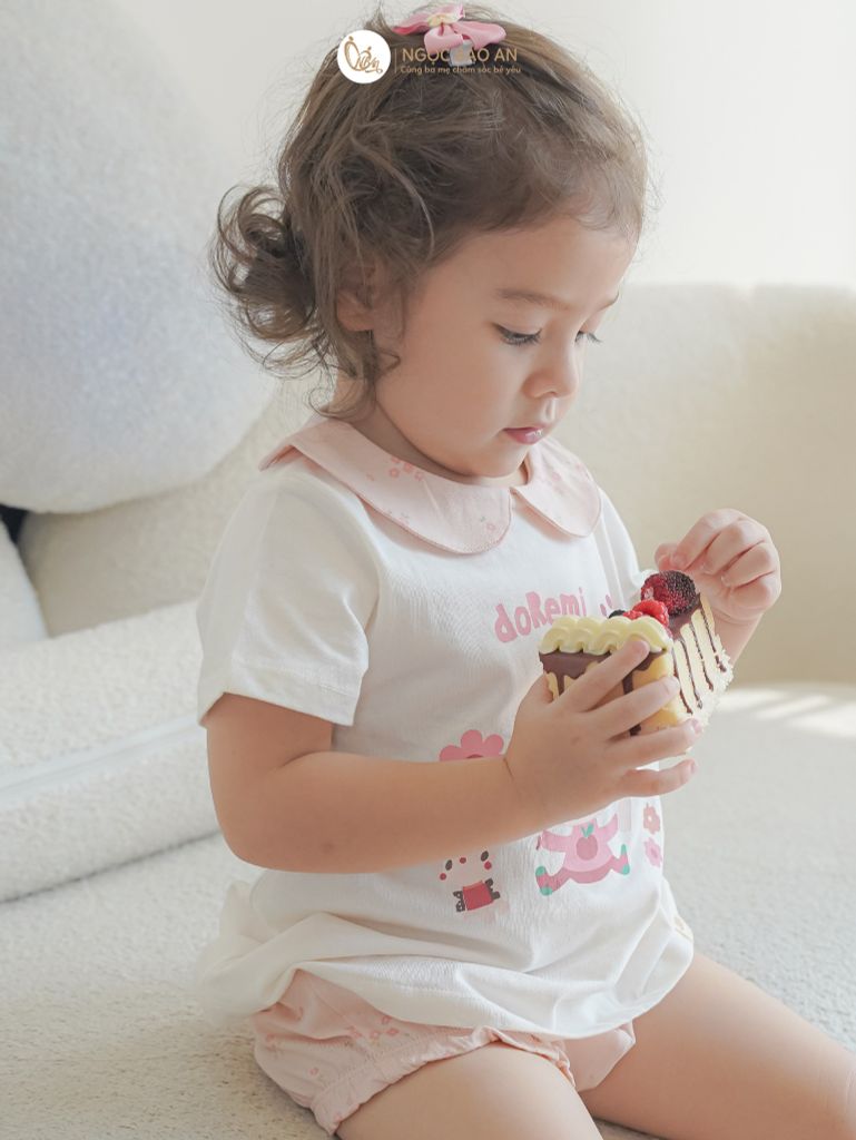 [NGỌC BẢO AN KIDS] Bộ quần áo đùi sát nách bé gái hoạ tiết bé gái hồng