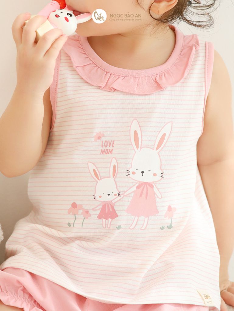 [NGỌC BẢO AN KIDS] Bộ quần áo đùi sát nách bé gái hoạ tiết thỏ sọc hồng