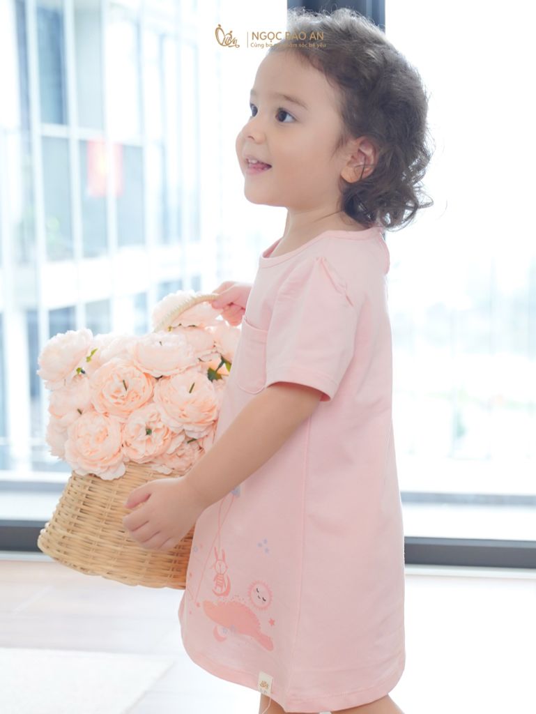 [NGỌC BẢO AN KIDS] Đầm cánh tiên bé gái hoạ in hình bầu trời