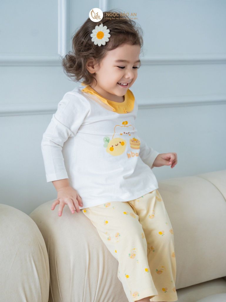 [NGỌC BẢO AN] Bộ quần áo dài tay bé gái hoạ tiết mèo vàng