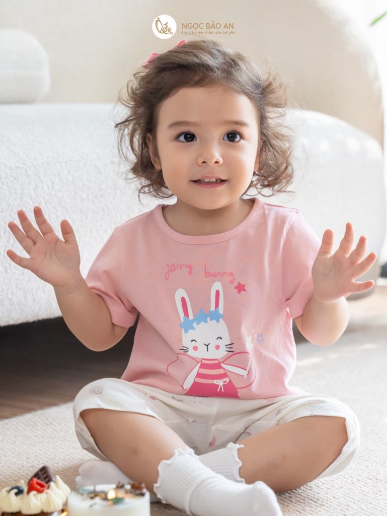 [NGỌC BẢO AN KIDS] Bộ quần áo lửng bé gái hoạ tiết thỏ bunny hồng