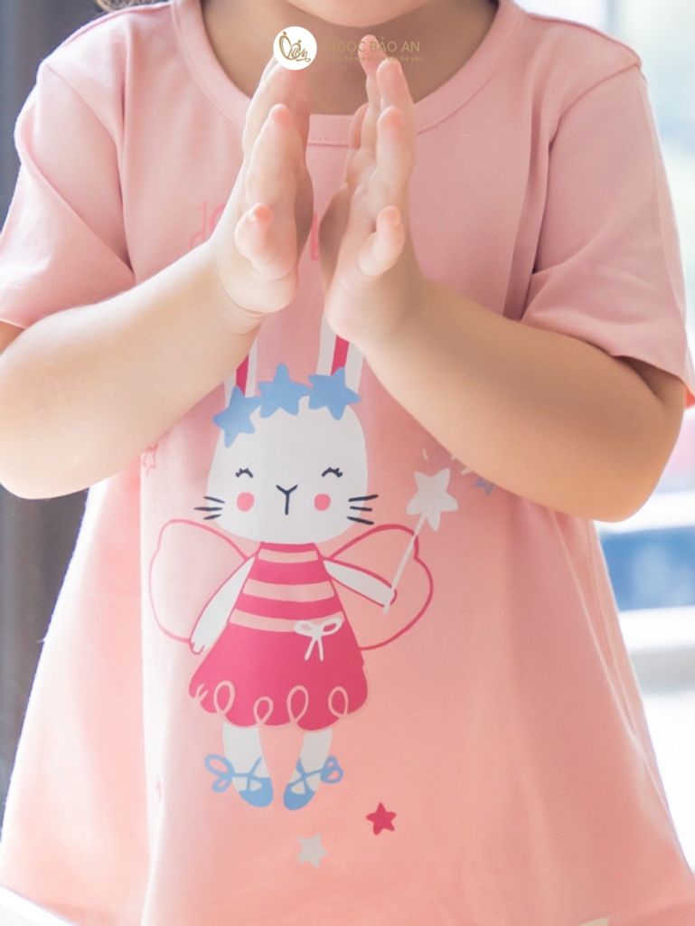 [NGỌC BẢO AN KIDS] Bộ quần áo lửng bé gái hoạ tiết thỏ bunny hồng
