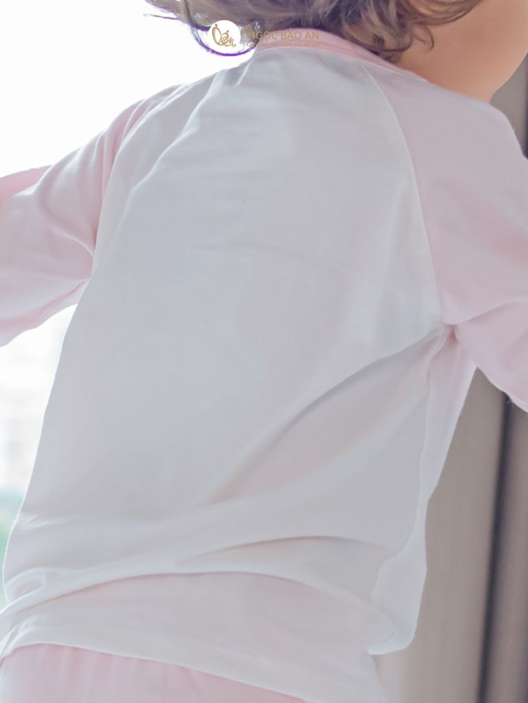 [M&B] Bộ quần áo cài giữa tay dài chất vải rayon thoáng mát