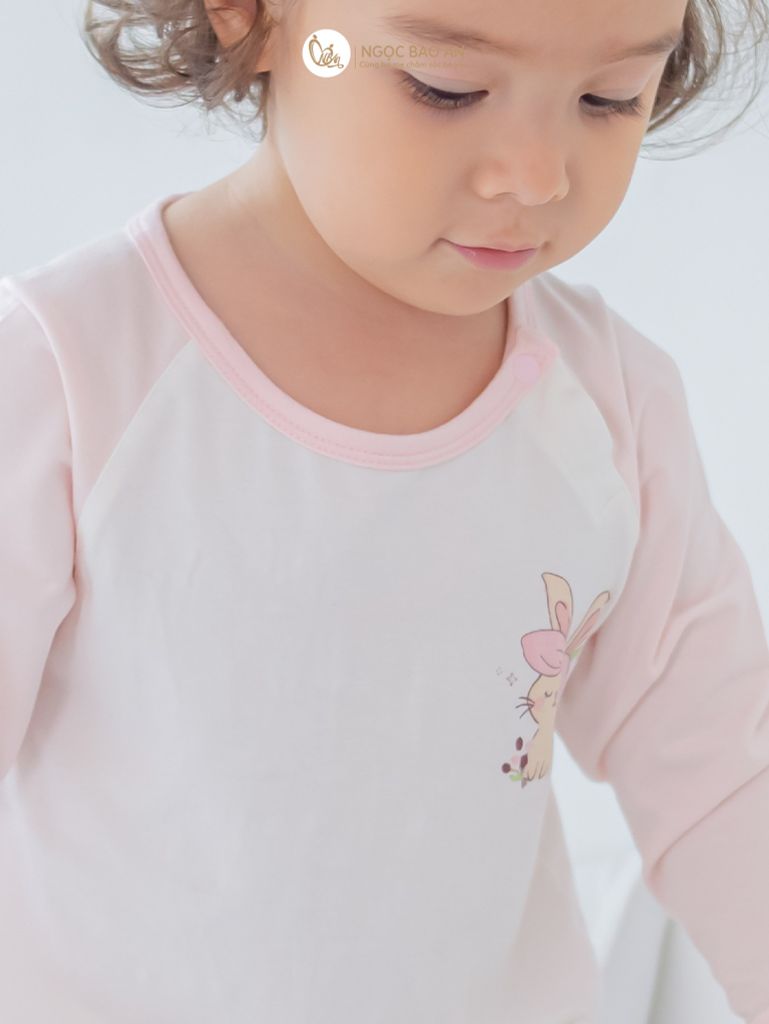 [M&B] Bộ quần áo cài giữa tay dài chất vải rayon thoáng mát