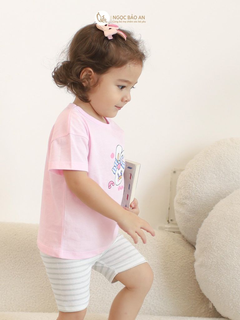 [NGỌC BẢO AN KIDS] Bộ quần áo lửng bé gái hoạ tiết thỏ đáng yêu