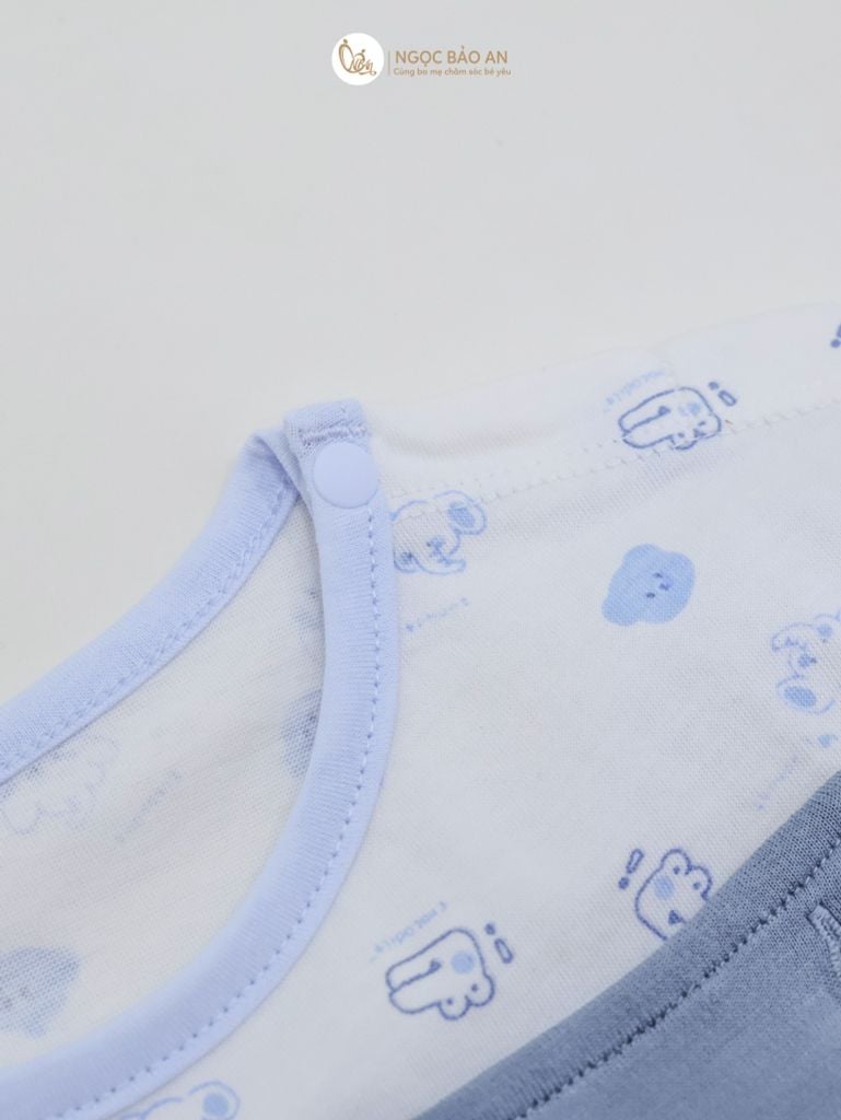 [M&B] BST Gấu: Bộ quần áo yếm ngắn gấu xanh có túi