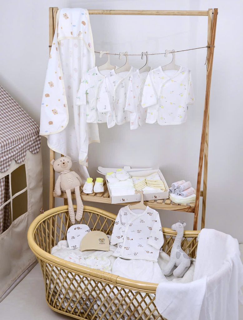 Combo đi sinh 599K tiết kiệm cho bé (Vàng gấu)