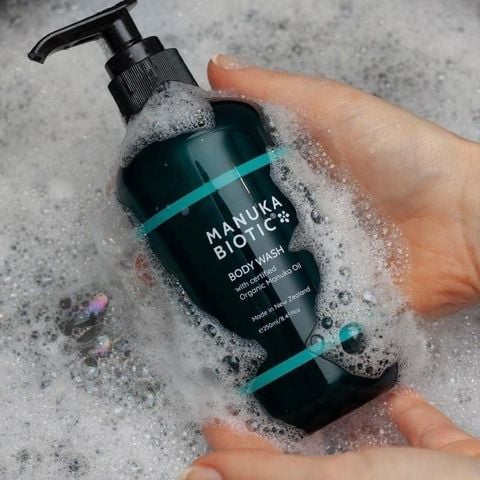 Sữa Tắm Dưỡng Ẩm & Làm Dịu Da Manuka Biotic Calming Body Wash 250ml